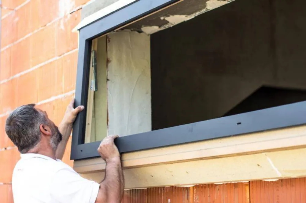 Ciepły montaż okien – czy naprawdę ma sens w kontekście oszczędności?