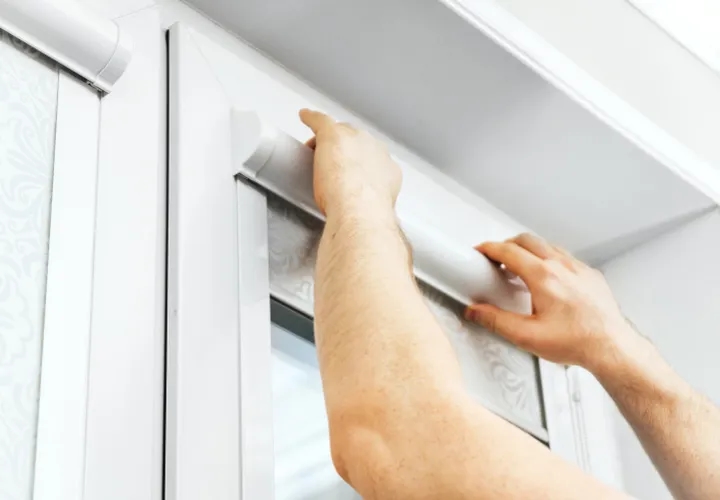 Jak zamontować rolety do plastikowych okien - proste metody i porady krok po kroku