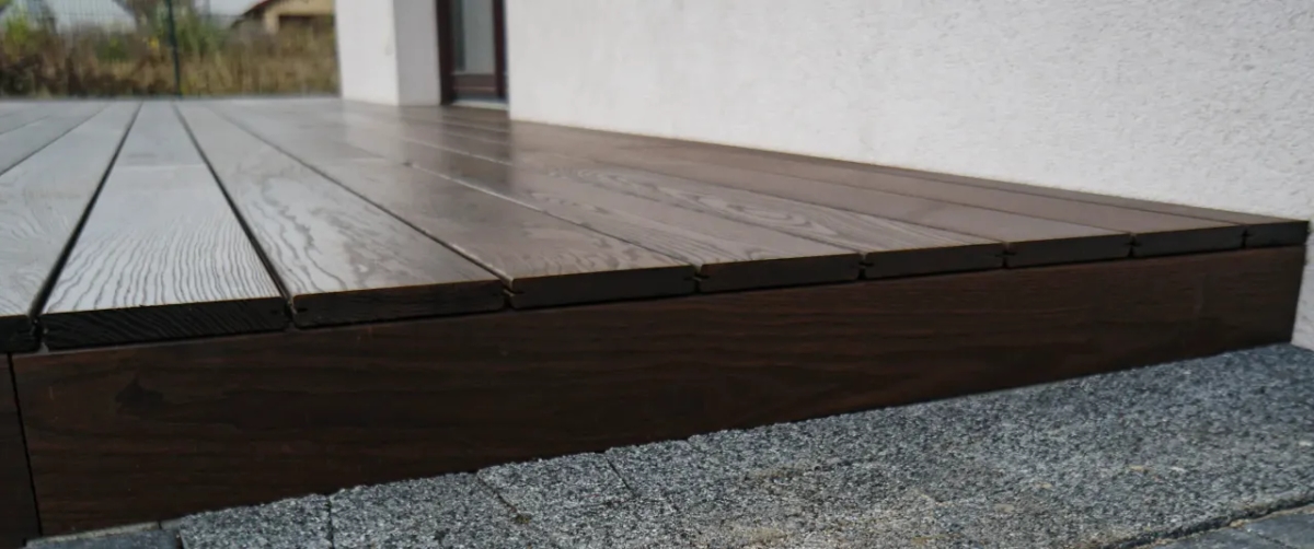 Jak wykonać taras z deski kompozytowej - krok po kroku dla każdego!