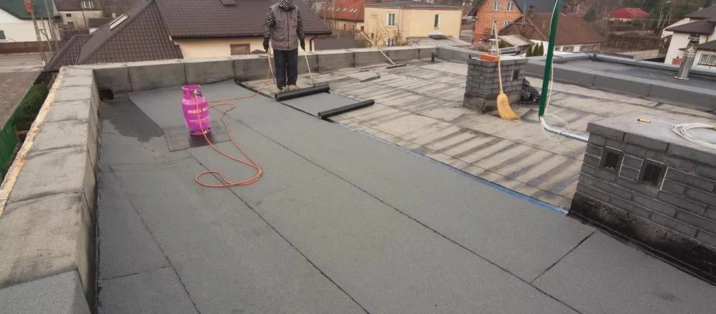 Co zamiast papy na taras? Poznaj najlepsze materiały hydroizolacyjne